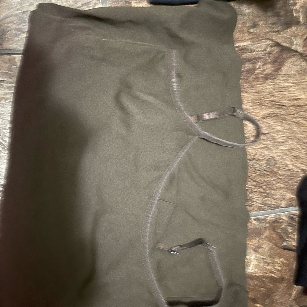 Tank - Picture 2 of 2